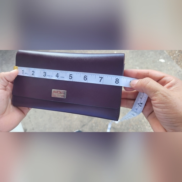Kate Spade Purple Wallet Sleek Design - Picture 10 of 11